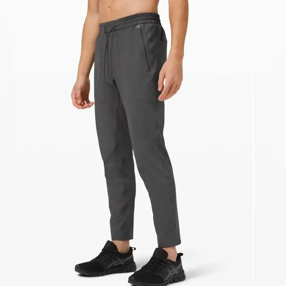 lululemon athletica Other - Lululemon Men’s Sz XS License To Train Pant in Graphite Gray